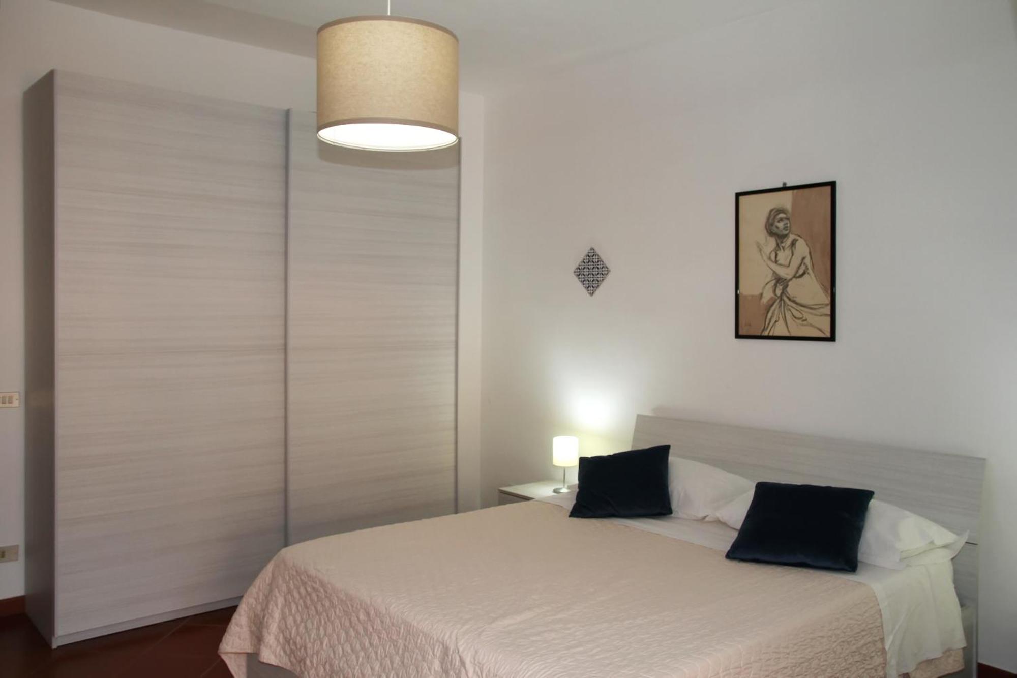 Attico Vista Mare Con Terrazza E Spa Riscaldata Santo Stefano di Camastra Exterior foto