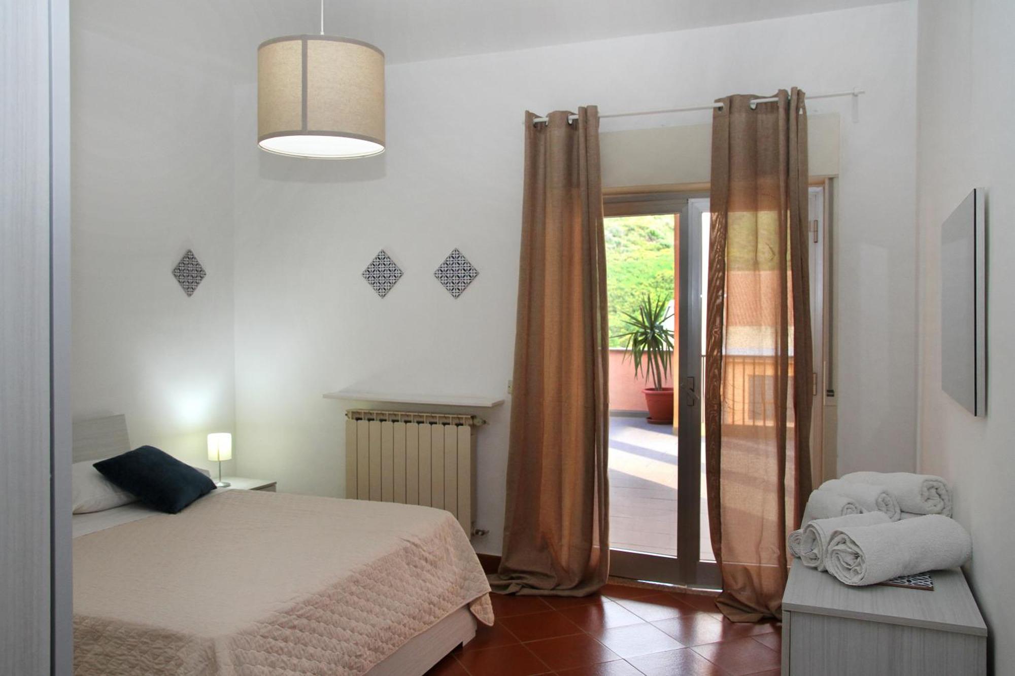 Attico Vista Mare Con Terrazza E Spa Riscaldata Santo Stefano di Camastra Exterior foto